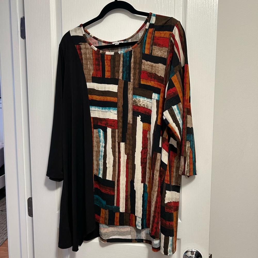 Avenue top, size 22/24